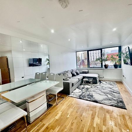Luxury 2 Bed Entire Apartment-Near Tube & Shopping Centre Harrow Exteriér fotografie